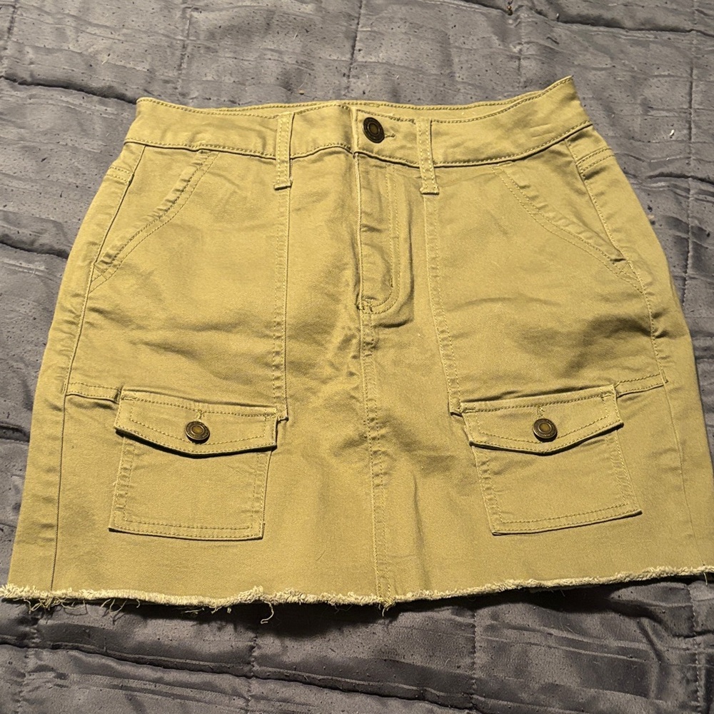 SO Women's Mini Skirt in Olive Green
